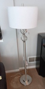 lot 48 image: Floor Lamp