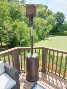 lot 60 image: Propane Heat Lamp