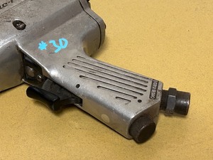 lot 30 image: Blue-Point AT500D Pneumatic 12 Impact Wrench