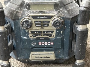 lot 40 image: Bosch Jobsite Radio With Subwoofer