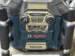 lot 41 image: Bosch Jobsite Radio With Subwoofer