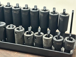lot 70 image: Cornwell Blue Power 25-Piece Impact Metric Socket Set, 7mm - 19mm