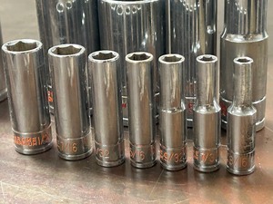 lot 75 image: MAC Tools Deep Sockets