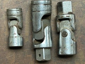 lot 81 image: Lot Of (5) Assorted Snap-On & Etc Swivel Sockets & Adapters