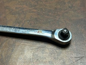 lot 88 image: Blue-Point Ratcheting 14 Hex-Drive & 14 Socket-Drive Wrench