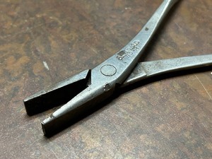 lot 90 image: Snap-On 50-R Pliers Tool