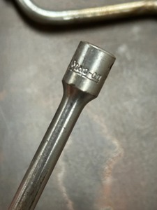 lot 93 image: Snap-On TM-60 14 Socket Extension & Snap-On MV-4 14 Socket Tool