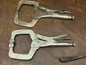 lot 102 image: Lot Of (2) Vise-Grip Tools & (2) Craftsman Pry Bars