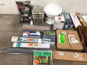 lot 162 image: Wholesale Lot of Assorted Miscellaneous Items
