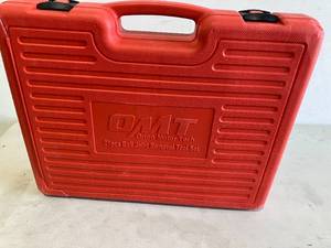 lot 198 image: Orion Motor Tech 21-Piece Master Ball Joint Press Kit & U-Joint Puller Service Tool Set