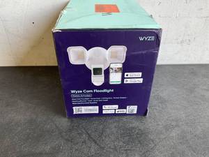 lot 295 image: WYZW Wired Outdoor Wi-Fi Floodlight Home Security Camera
