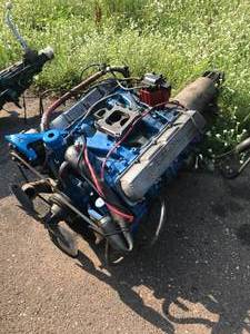 lot 27 image: Oldsmobile 350 - with TH 400 Transmission - Ran when removed