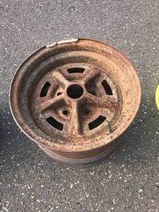 lot 63 image: 2 Total 14 SS Rims