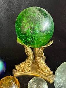 lot 18 image: Lot of Glass Balls with Controlled Bubbles and Metal Fish Stand