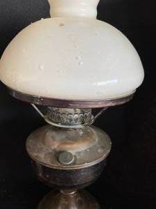 lot 31 image: Vintage Oil Lamp and Side Table Lamp