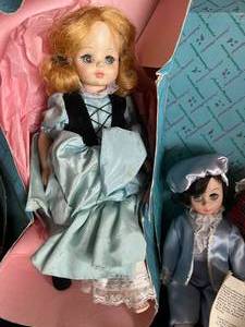 lot 54 image: Lot of 4 Madame Alexander Dolls with Boxes