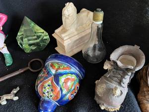 lot 72 image: Lot of Eclectic Decor Items