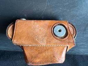 lot 63 image: Vintage Graflex Camera with Cowhide Case