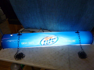 lot 2 image: Miller Lite Pool Table Light