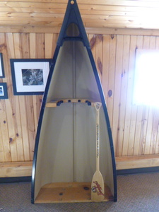 lot 6 image: Leinenkugels Canoe Display