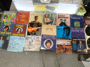 lot 29 image: Lot of 24 Vinyl Albums