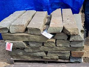 1.5-Ton Bluestone Wall Stone