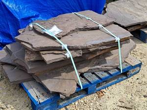 Bluestone Natural CleftIrregular Stones 1.5