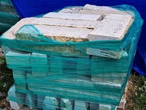 1.75-Ton Wall Stone