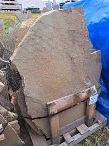 1.5-Ton Bluestone Irregular Paving Stones 1.5