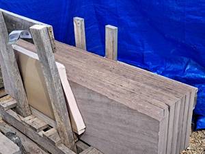Lot of (8) Natural Cleft Treads 2