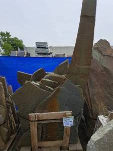 1.5-Ton Bluestone Irregular Paving Stones 1.5