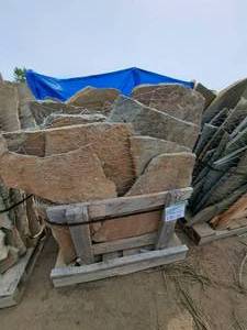 1.5-Ton Bluestone Irregular Paving Stones 1.5