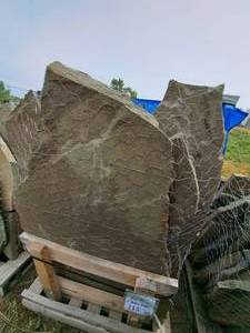 1.5-Ton Bluestone Irregular Paving Stones 1.5