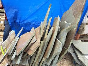 1.5-Ton Bluestone Irregular Paving Stones 1.5
