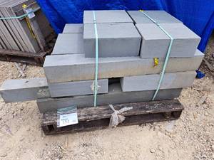 1.25-Ton Bluestone Blocks