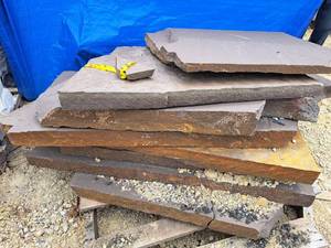 1-Ton Bluestone Irregular Paving Stones