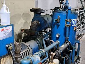 Quincy Q490 100-HP 3-Phase Rotary Screw Air Compressor with Auto Dual Control