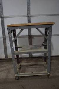 lot 12 image: power tool stand