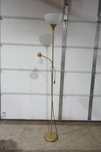 lot 16 image: floor lamp