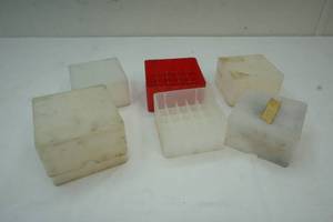 lot 50 image: Herter shotgun shell storage