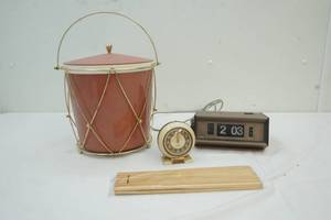 lot 52 image: Vintage ice bucket, clocks