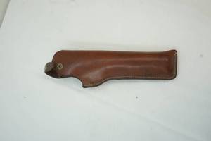 lot 53 image: Leather gun holster PM 48