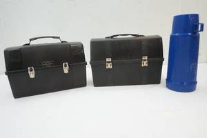 lot 90 image: lunch box