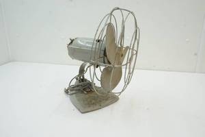 lot 102 image: vintage GE fan