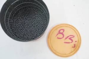 lot 104 image: BBs
