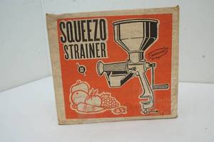 lot 111 image: Squeezo Strainer