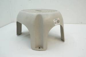 lot 125 image: step stool