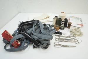 lot 126 image: sewing supplies