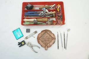 lot 134 image: hand tools