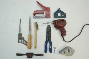 lot 140 image: hand tools